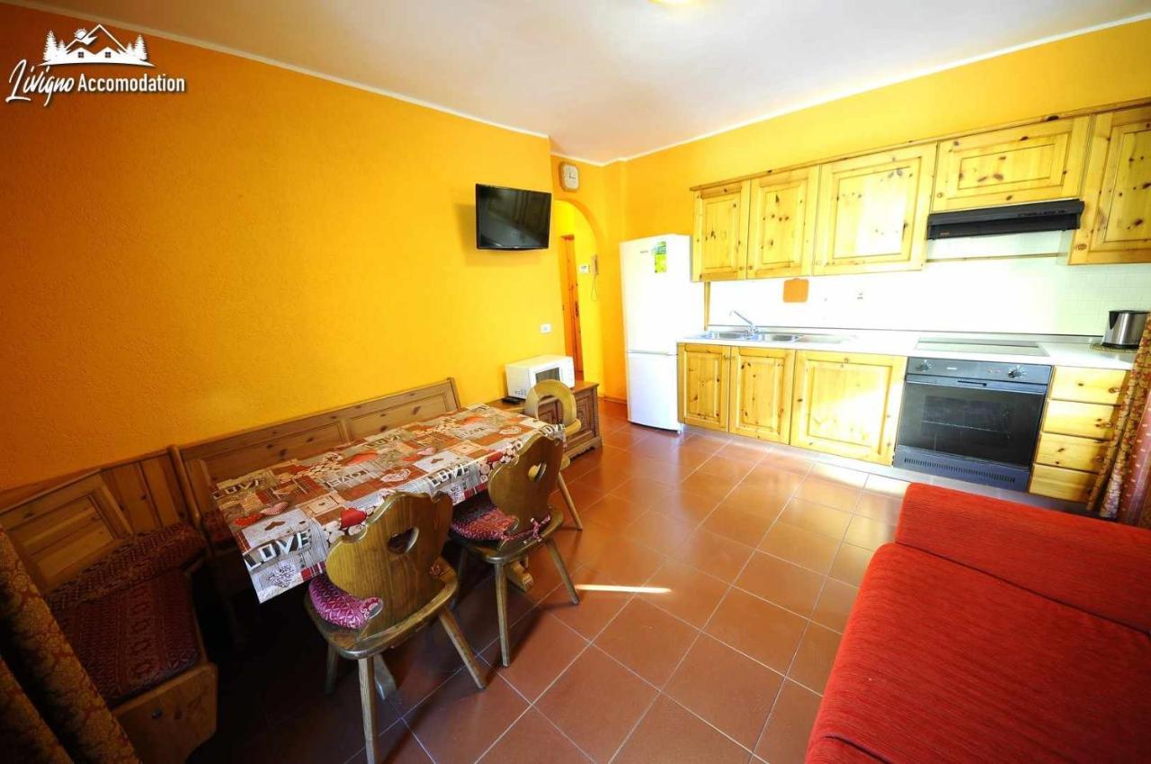 Casa Florin Giumel By Apartment